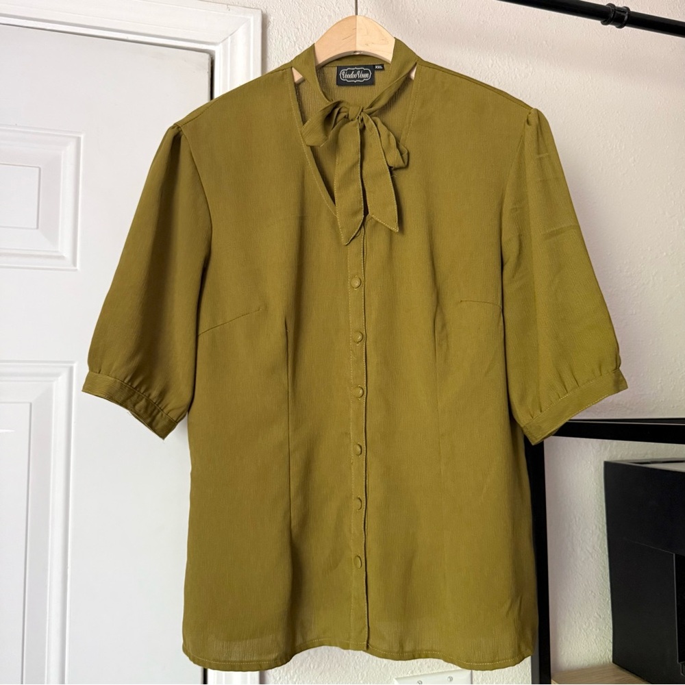 VOODOO VIXEN olive green mod pinup tie front puff short sleeve blouse top